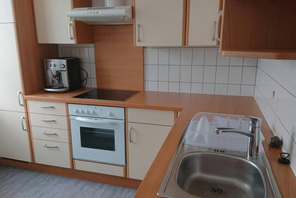 Karin, Eigener Eingang, 3 Schlafzimmer, Doppelcarport Appartement