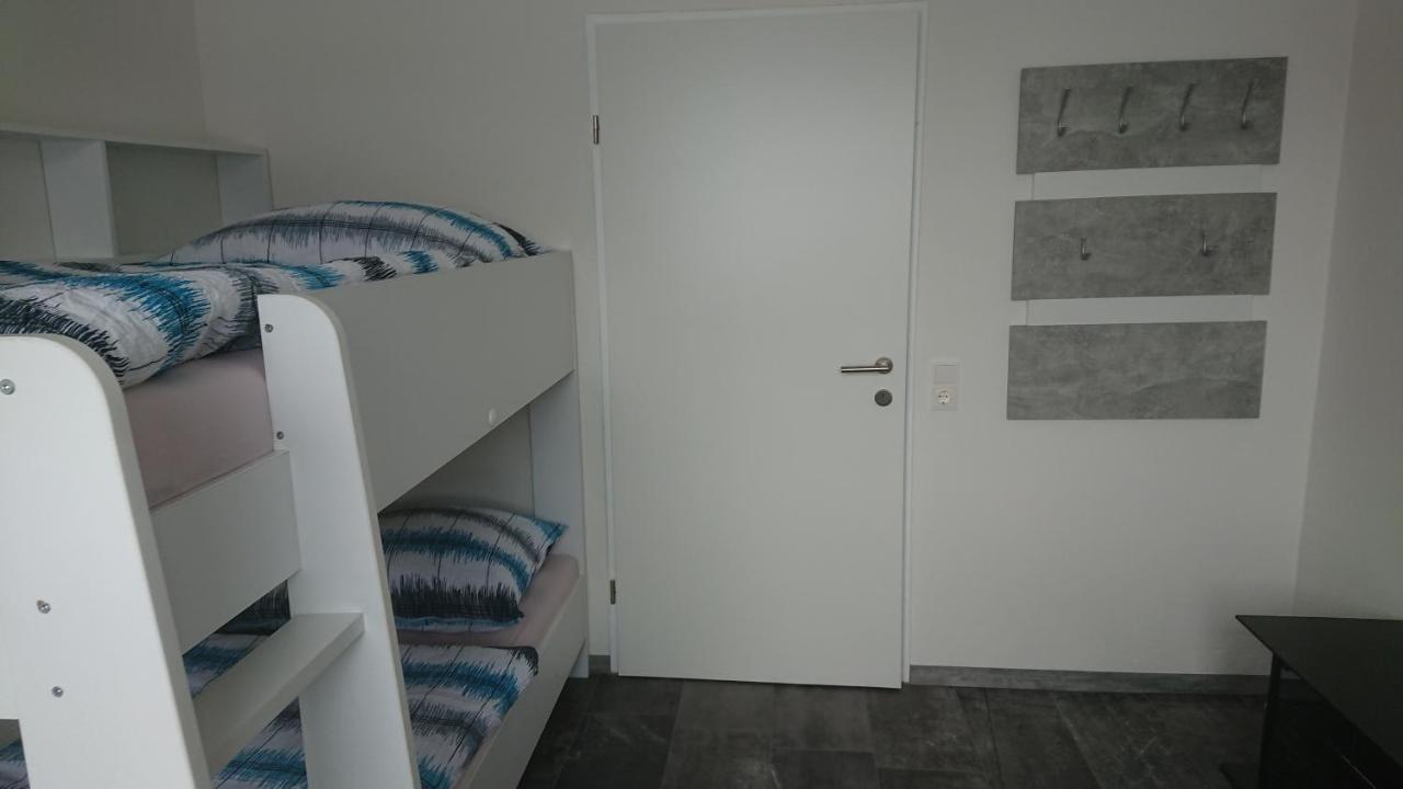 Karin, Eigener Eingang, 3 Schlafzimmer, Doppelcarport *